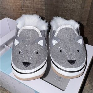 Robeez Gray GOX FACE SHOES- NIB- size 6-12 mo